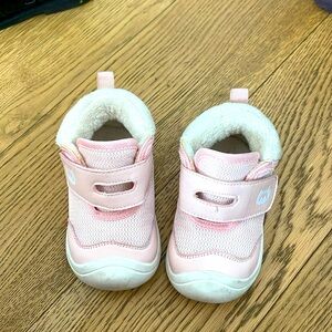 Toddler girl pink snow boots